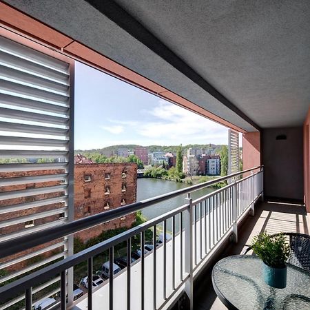 Live & Travel Apartments - Waterlane Island غدانسك المظهر الخارجي الصورة