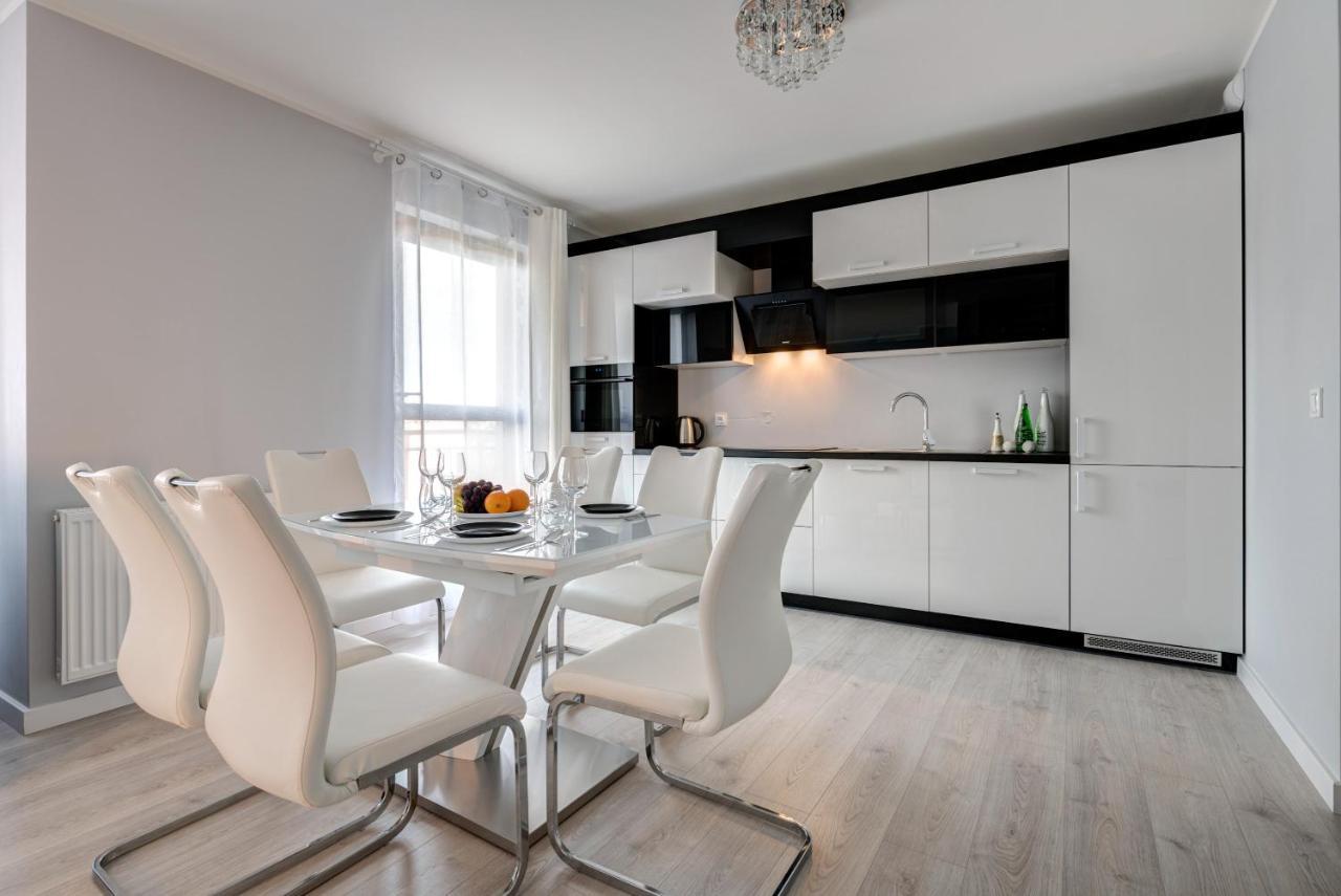 Live & Travel Apartments - Waterlane Island غدانسك المظهر الخارجي الصورة